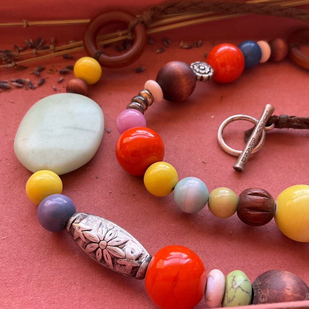 Lucky Brand Chunky Beaded Necklace - Picture 4 of 5